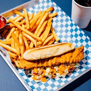 Fish Fillet Sandwich W/ Chips (Fries)